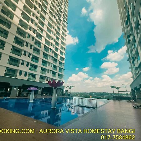 Aurora Vista Homestay Bangi At Vista Bangi With Wifi Netflix Gym Sauna Coway Swimming Pool-River View Каджанг Екстер'єр фото