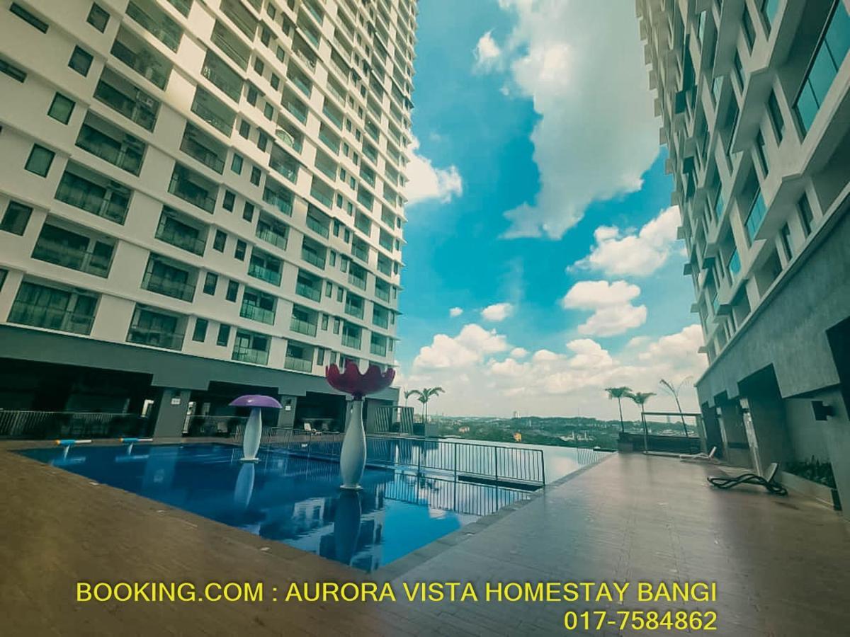 Aurora Vista Homestay Bangi At Vista Bangi With Wifi Netflix Gym Sauna Coway Swimming Pool-River View Каджанг Екстер'єр фото